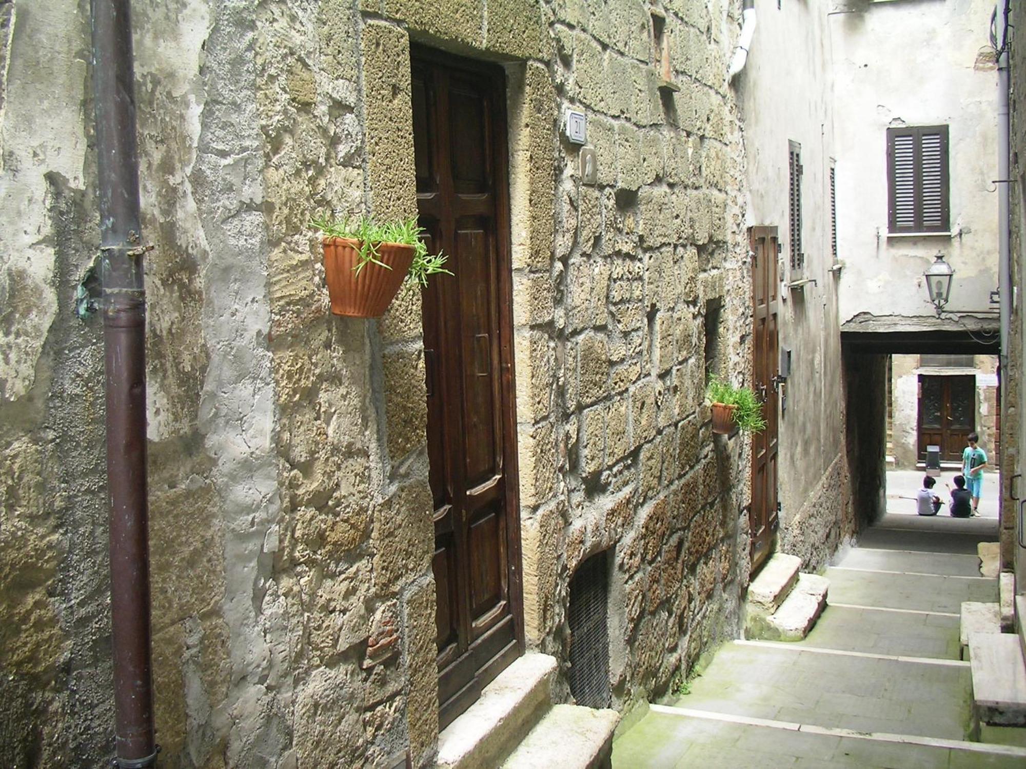 Appartamenti A Pitigliano Ruang foto